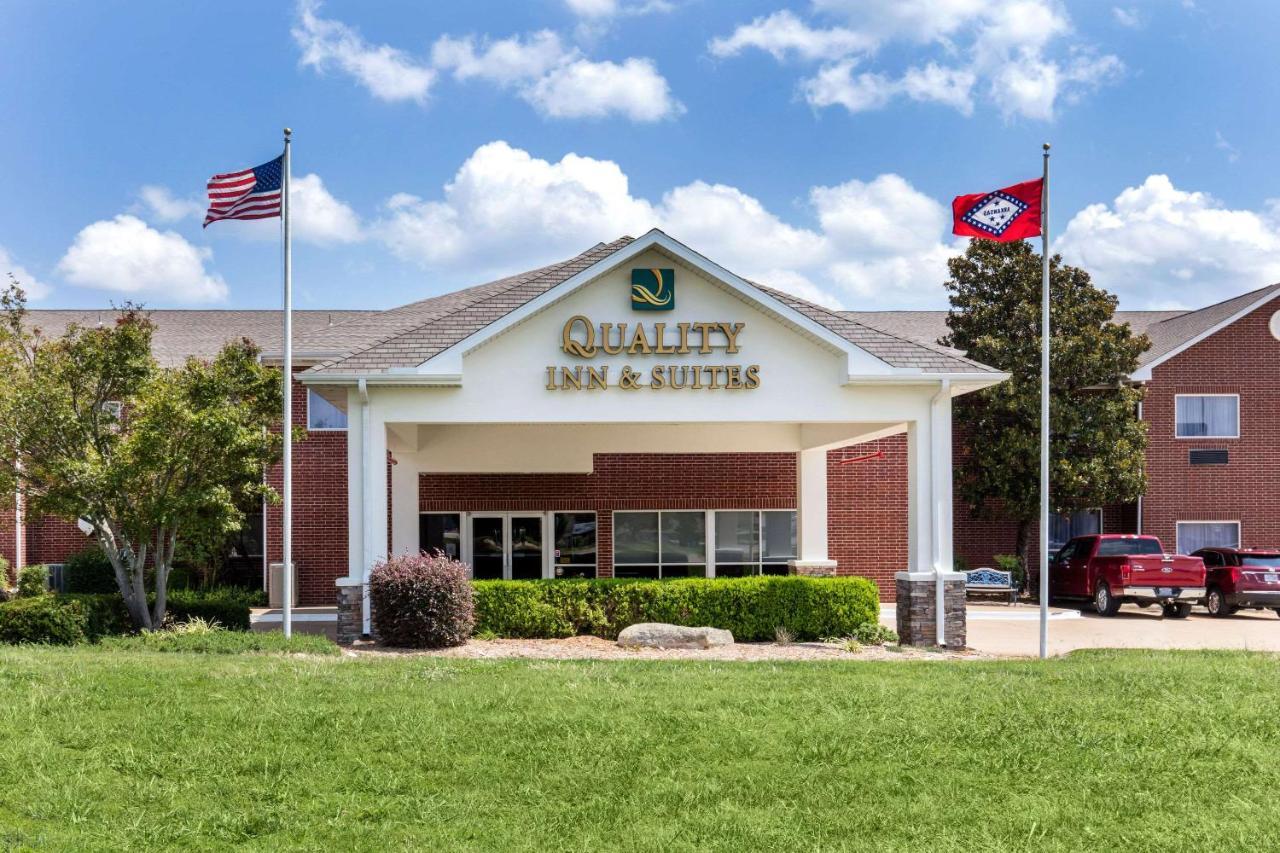 Quality Inn & Suites Mountain Home North Bagian luar foto