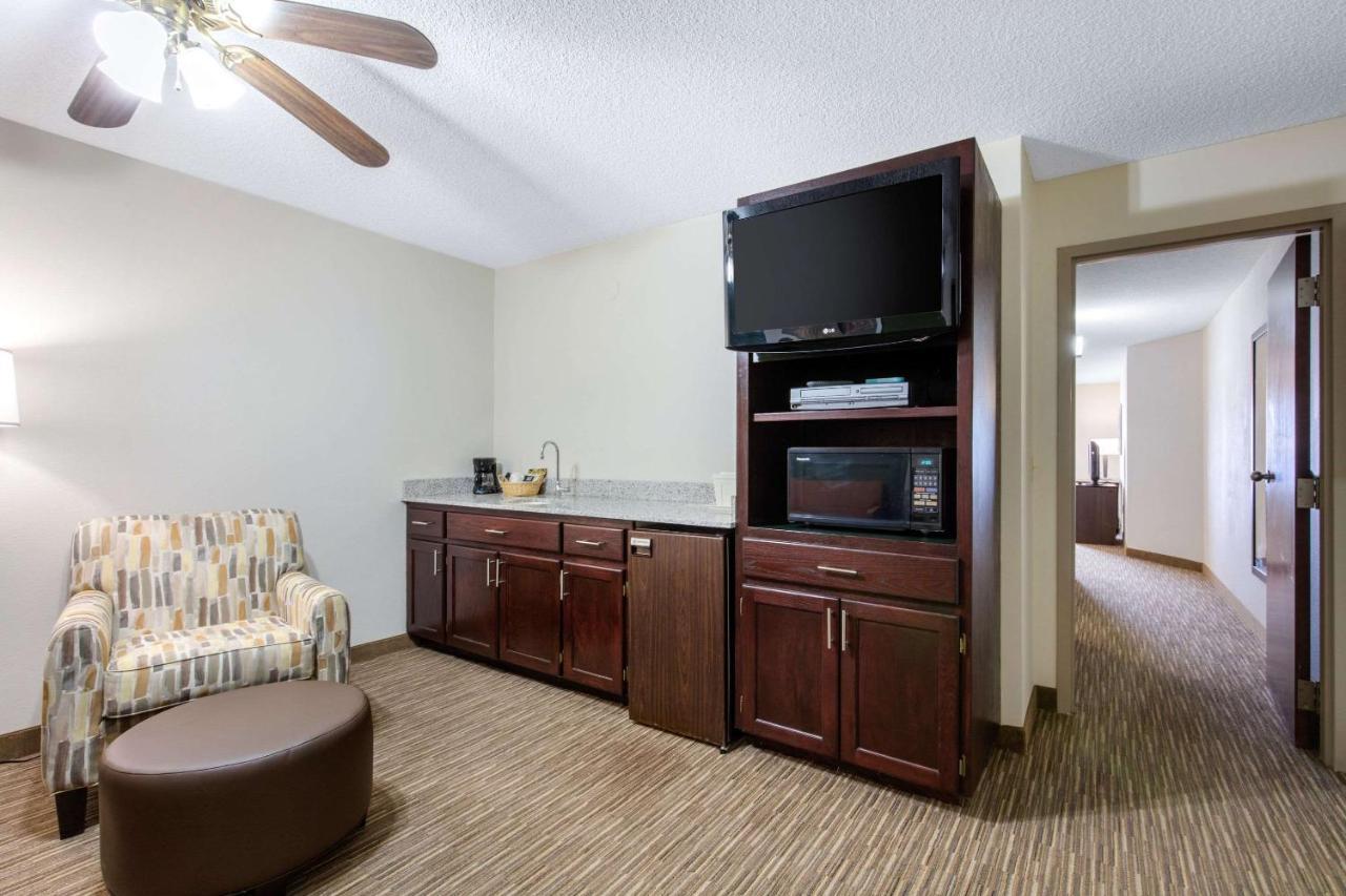 Quality Inn & Suites Mountain Home North Bagian luar foto